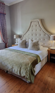 Retreat — Thanksgiving South Africa 2025 (Cape Town • Winelands • Private Safari) EARLY-BIRD SALE